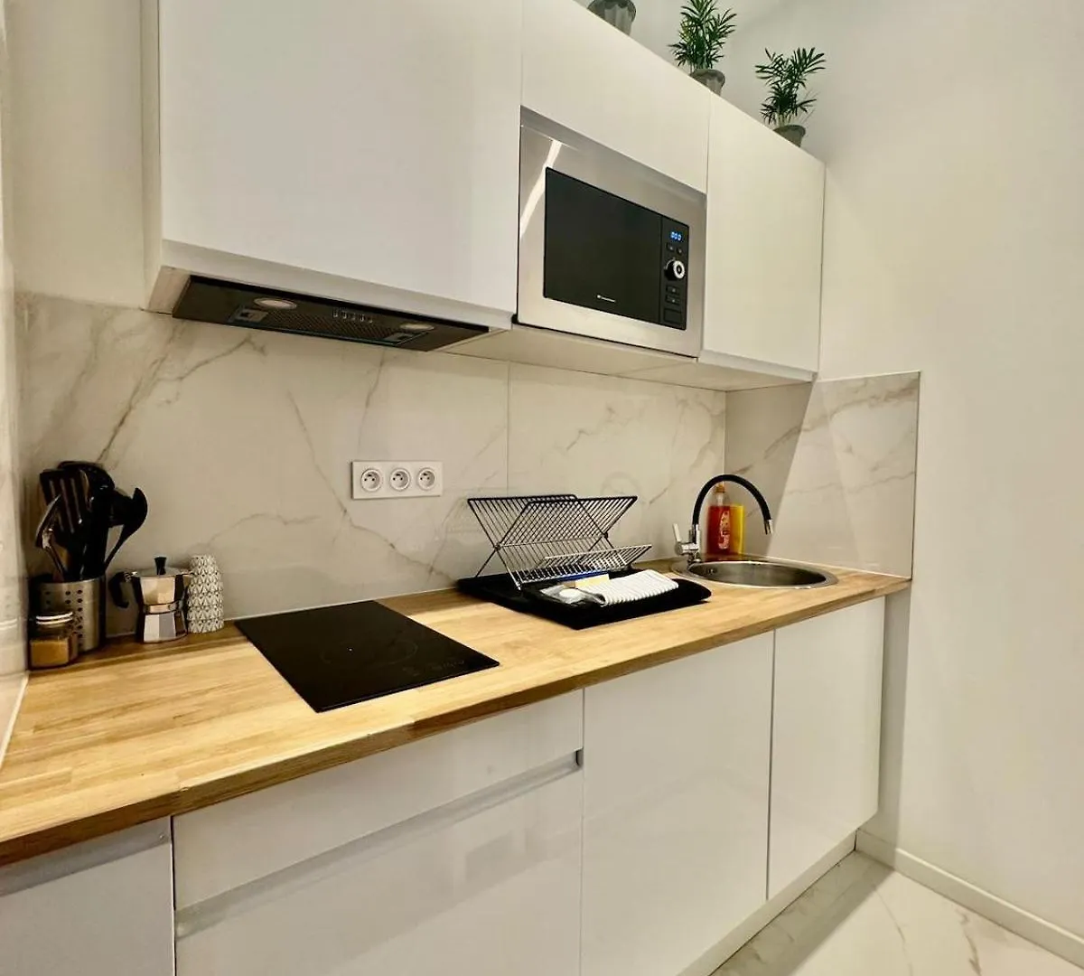 Charming Studio In The Heart Of Nice 0*,  France