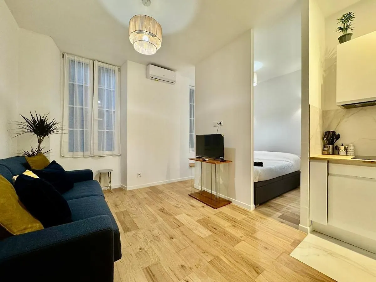 Charming Studio In The Heart Of Nice